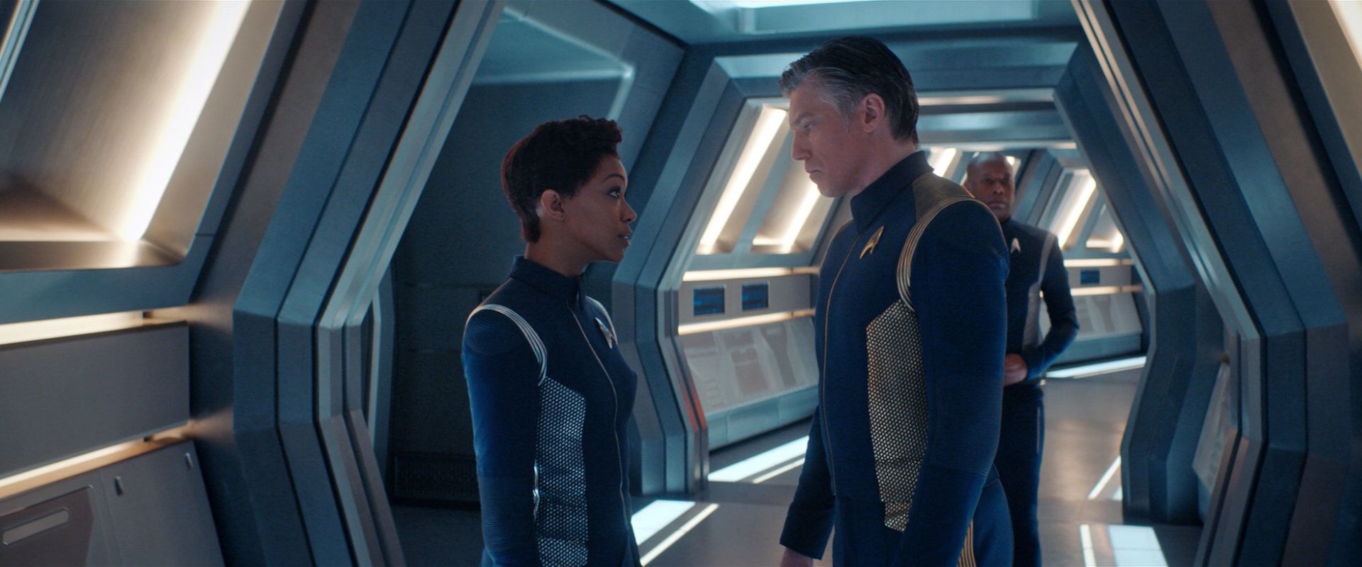 extant_StarTrekDiscovery_2x07-LightAndShadows_00184.jpg