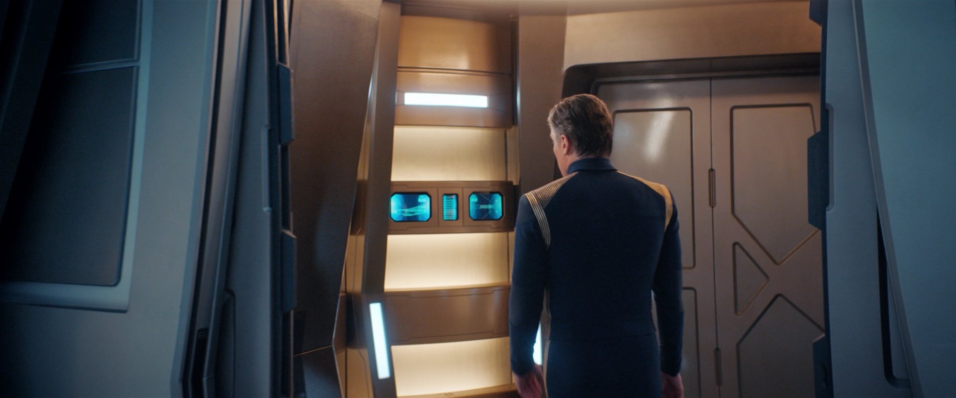 extant_StarTrekDiscovery_2x07-LightAndShadows_00263.jpg