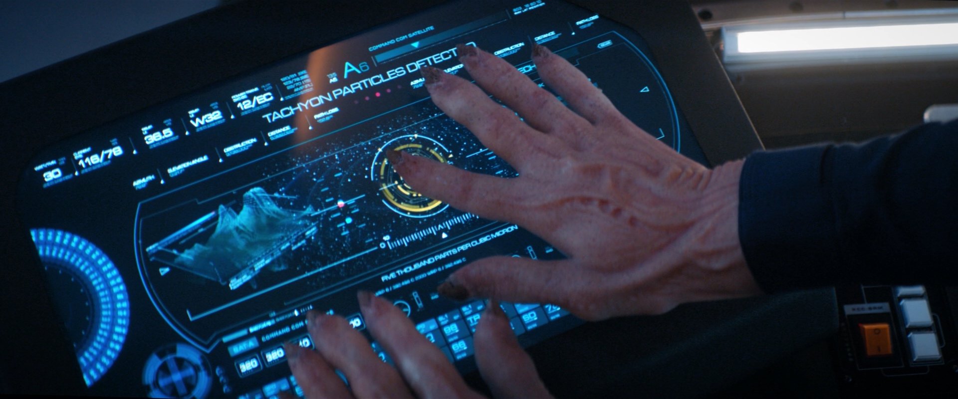 extant_StarTrekDiscovery_2x07-LightAndShadows_00362.jpg