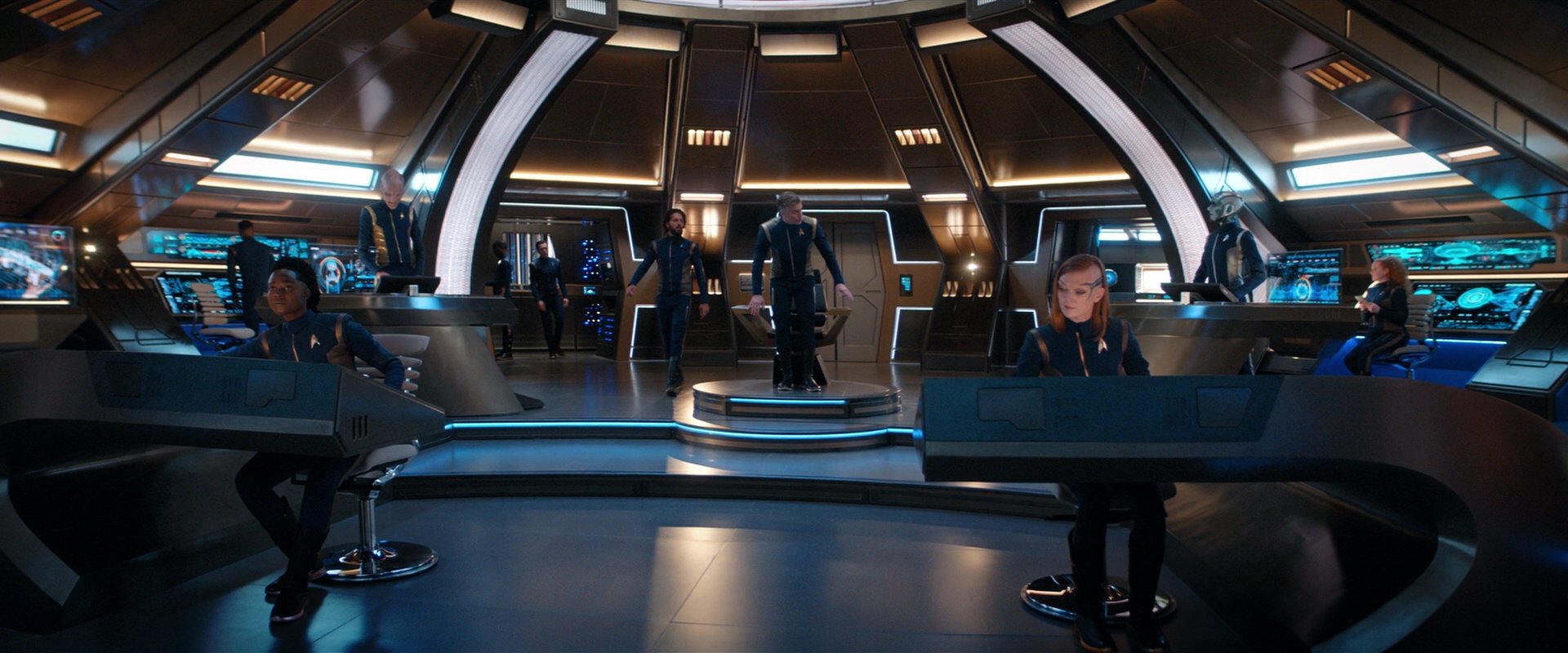 extant_StarTrekDiscovery_2x07-LightAndShadows_00385.jpg