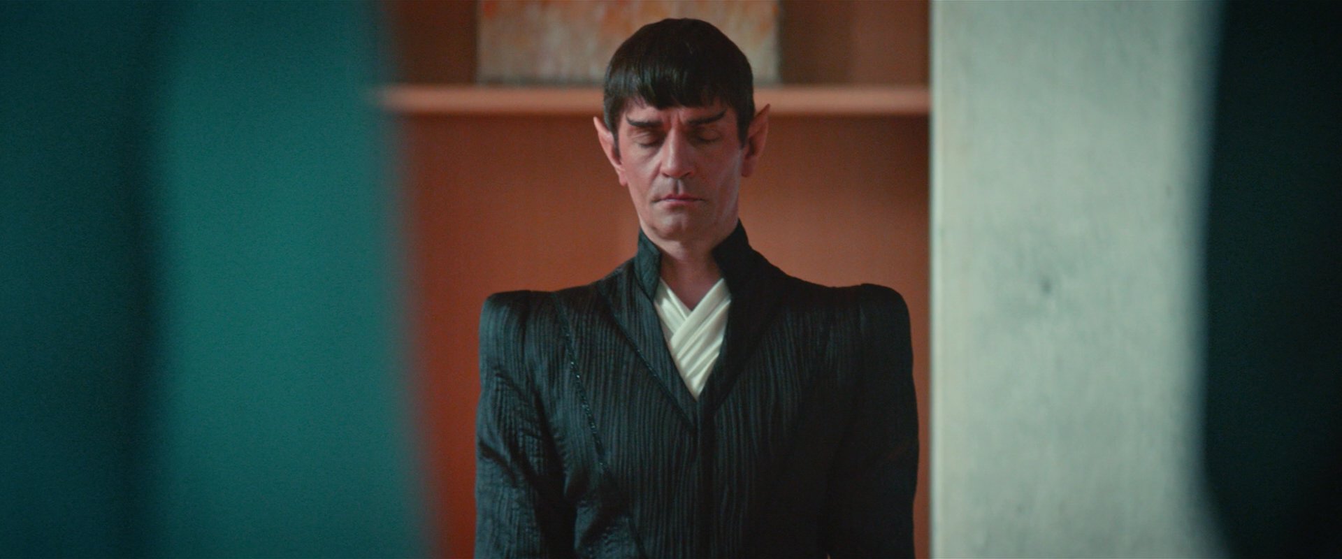 extant_StarTrekDiscovery_2x07-LightAndShadows_01077.jpg