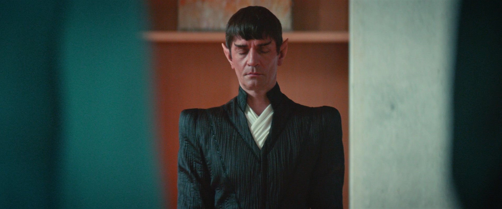 extant_StarTrekDiscovery_2x07-LightAndShadows_01078.jpg