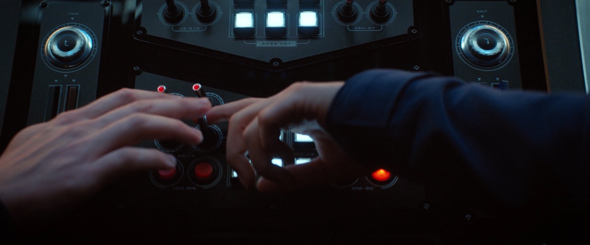 extant_StarTrekDiscovery_2x07-LightAndShadows_01291.jpg