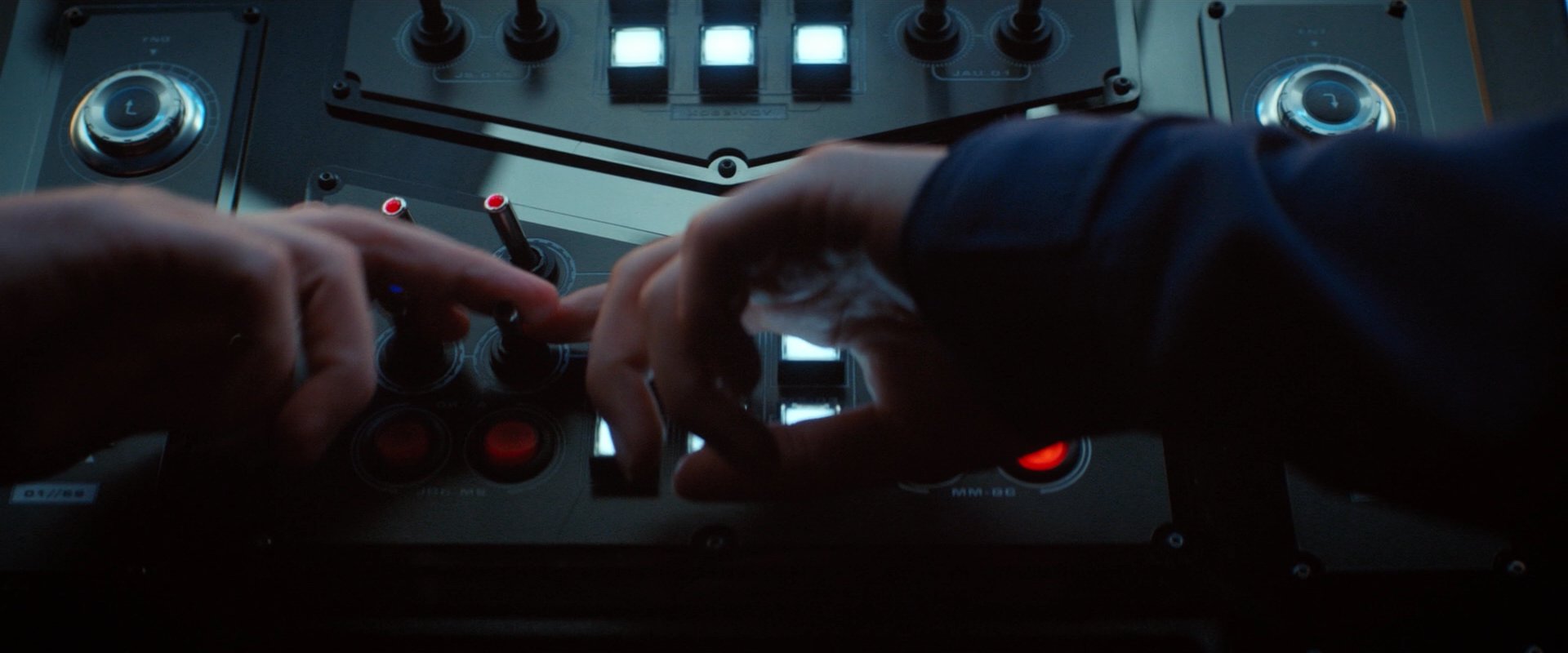 extant_StarTrekDiscovery_2x07-LightAndShadows_01293.jpg