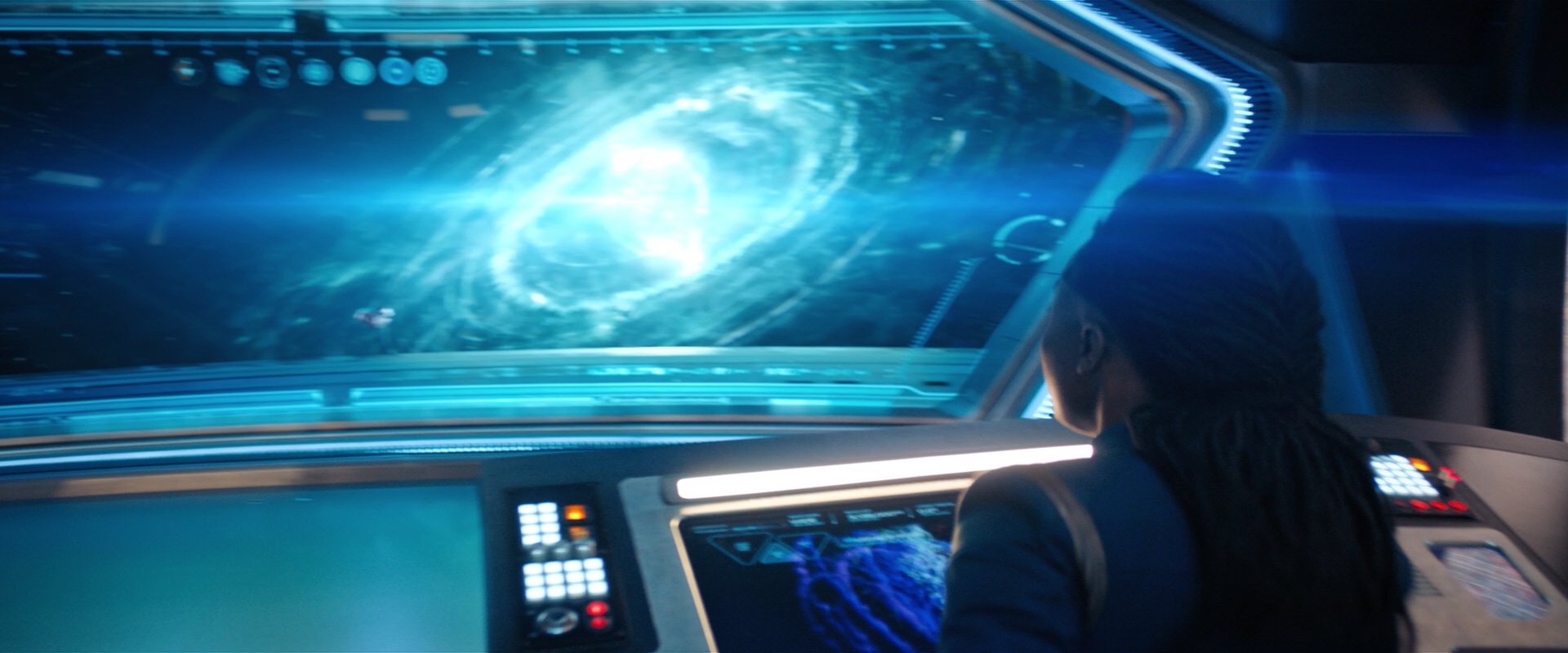 extant_StarTrekDiscovery_2x07-LightAndShadows_01416.jpg