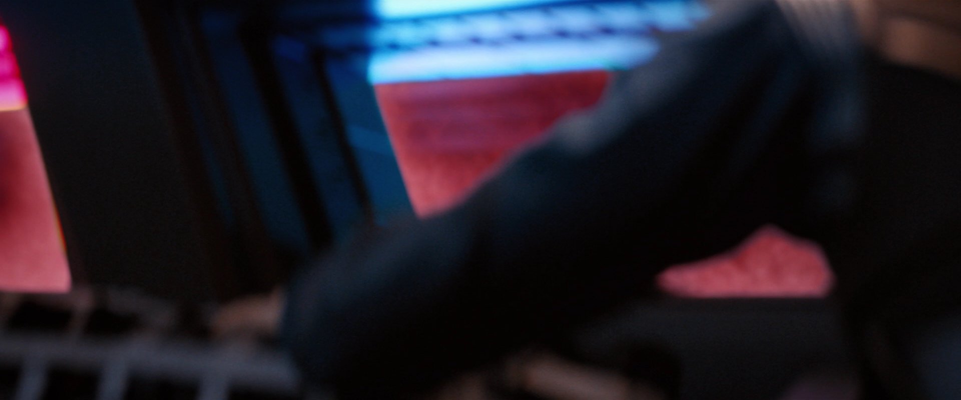 extant_StarTrekDiscovery_2x07-LightAndShadows_01997.jpg