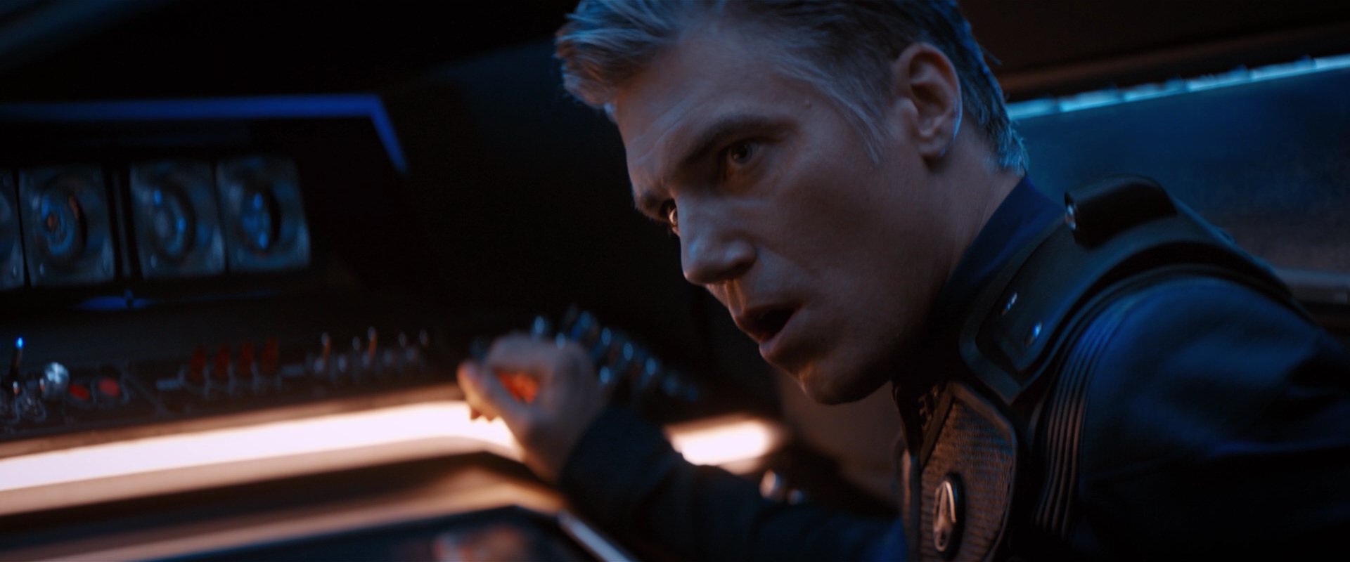 extant_StarTrekDiscovery_2x07-LightAndShadows_02076.jpg