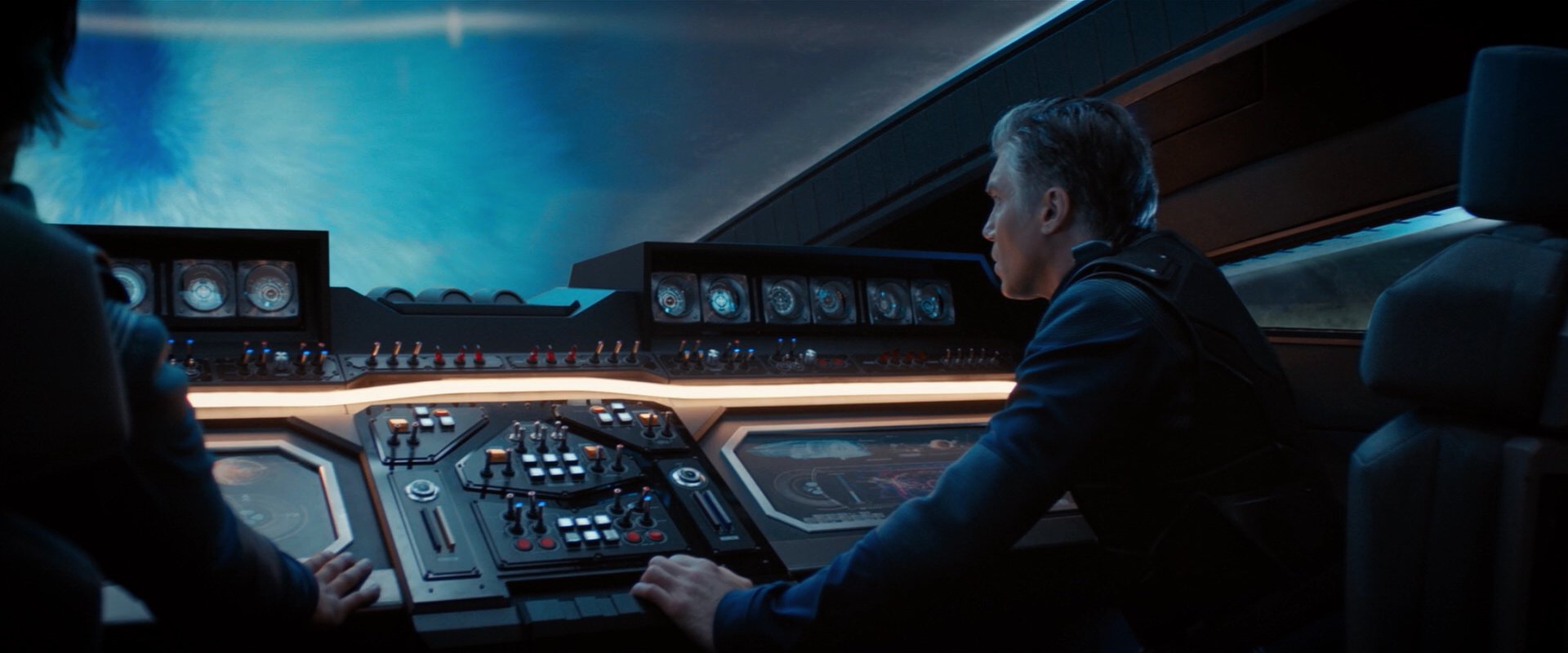 extant_StarTrekDiscovery_2x07-LightAndShadows_02686.jpg