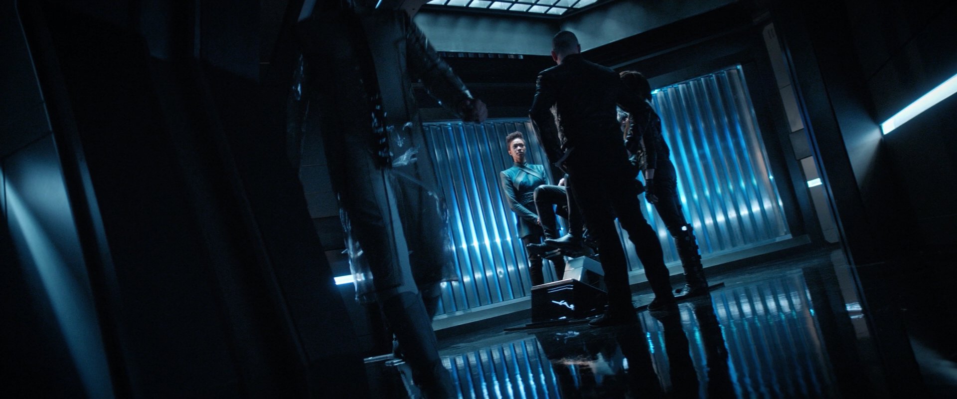 extant_StarTrekDiscovery_2x07-LightAndShadows_02873.jpg