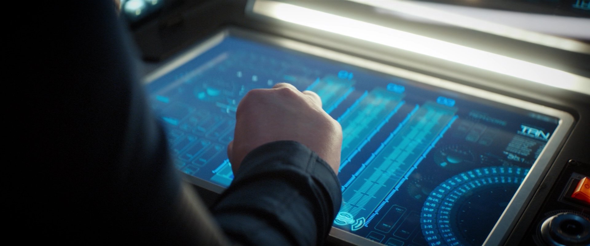 extant_StarTrekDiscovery_2x07-LightAndShadows_03535.jpg