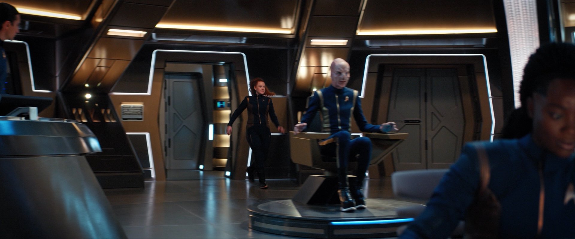 extant_StarTrekDiscovery_2x07-LightAndShadows_03592.jpg