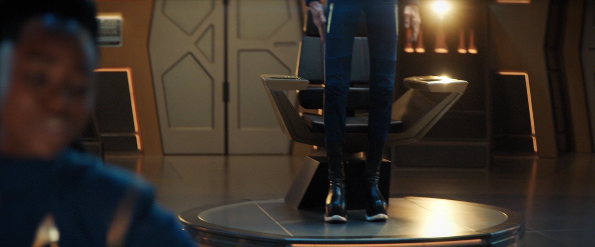 extant_StarTrekDiscovery_2x07-LightAndShadows_03677.jpg