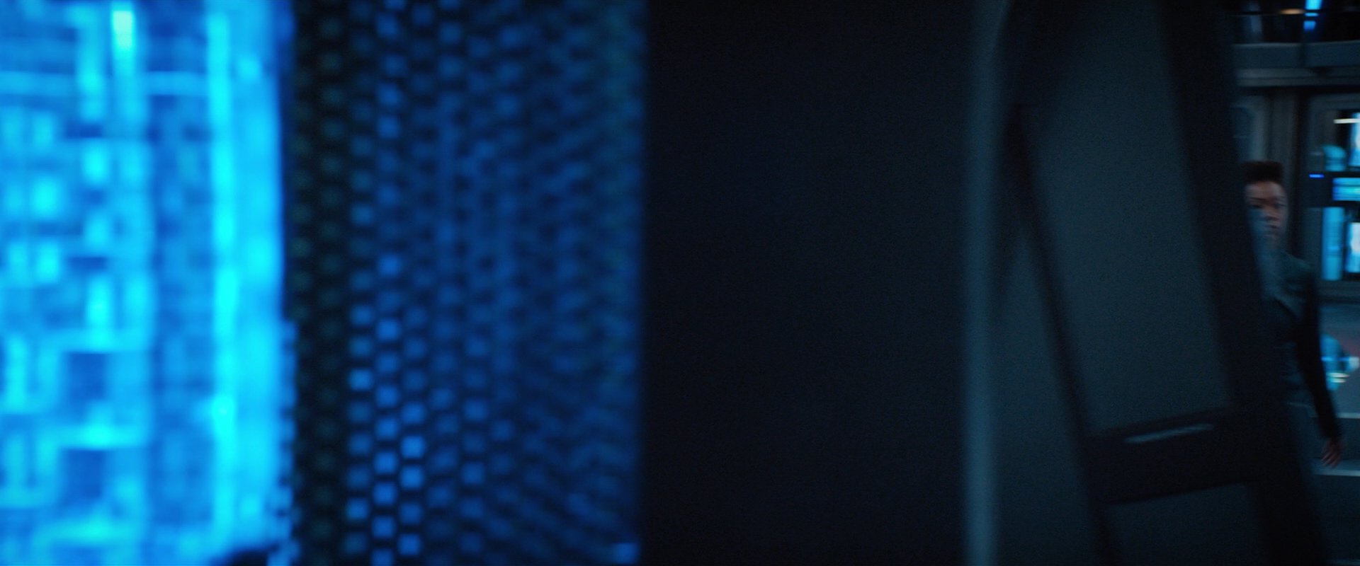 extant_StarTrekDiscovery_2x07-LightAndShadows_03718.jpg