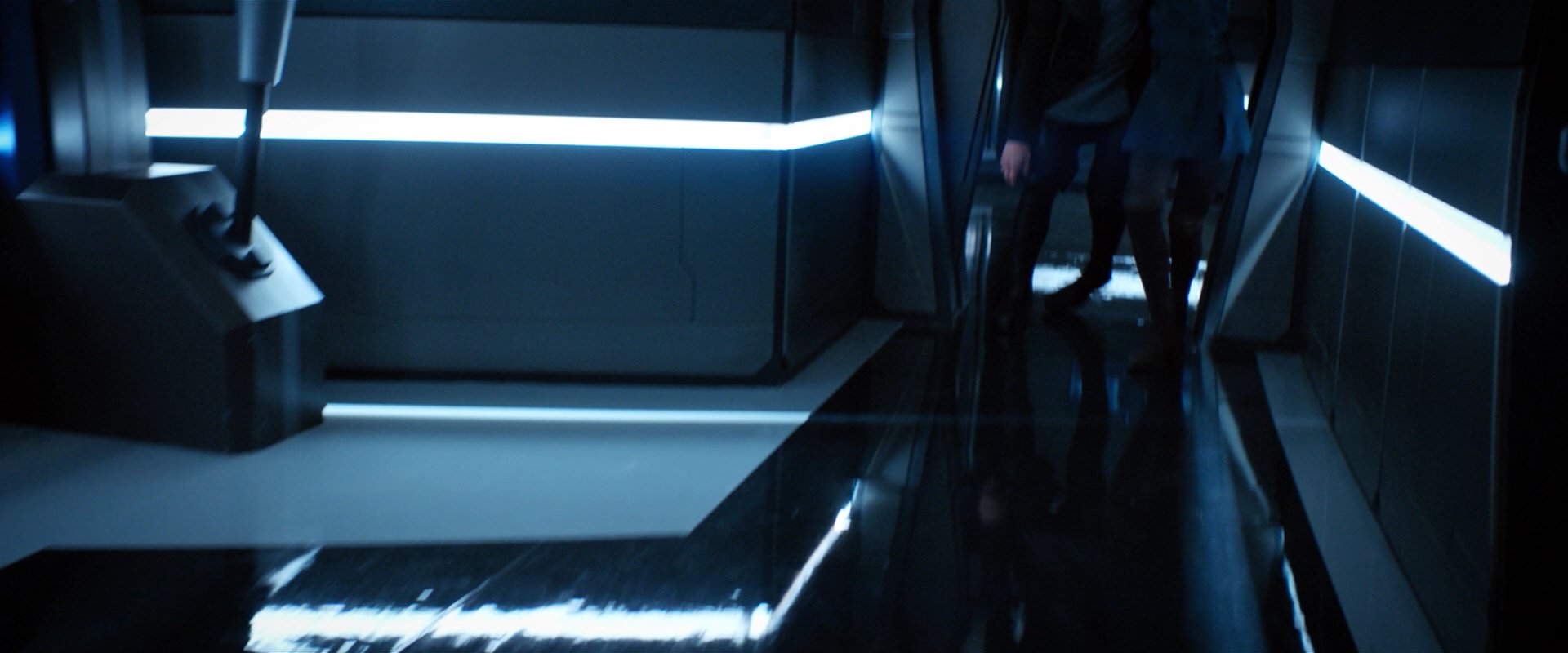 extant_StarTrekDiscovery_2x07-LightAndShadows_04010.jpg