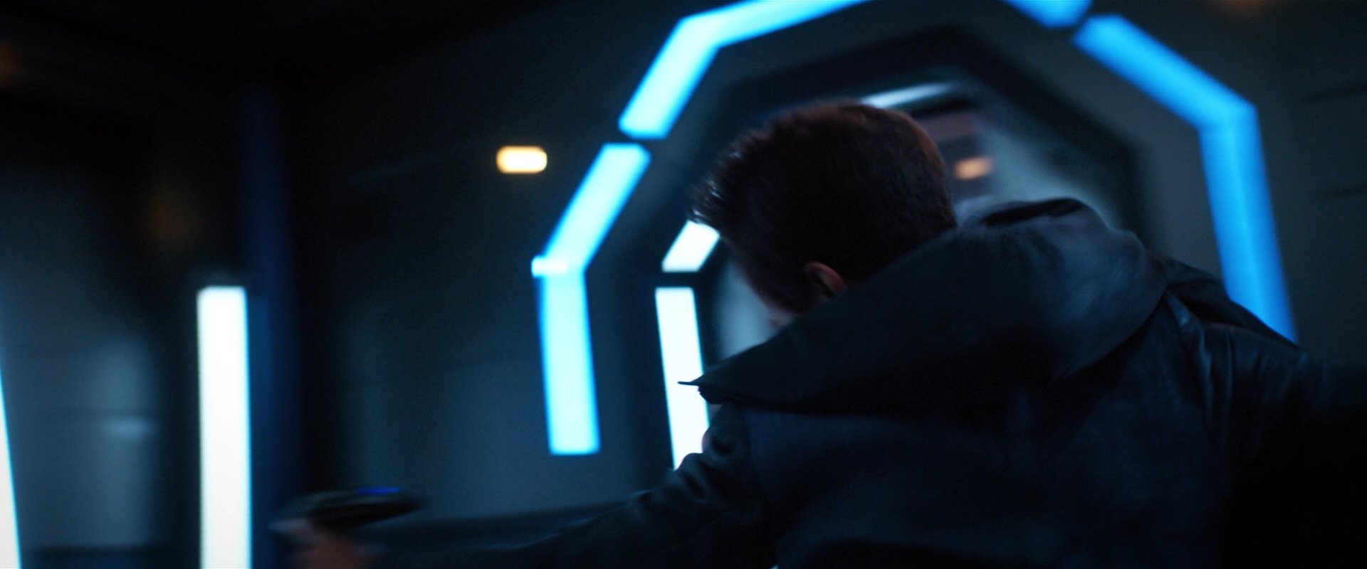 extant_StarTrekDiscovery_2x07-LightAndShadows_04015.jpg