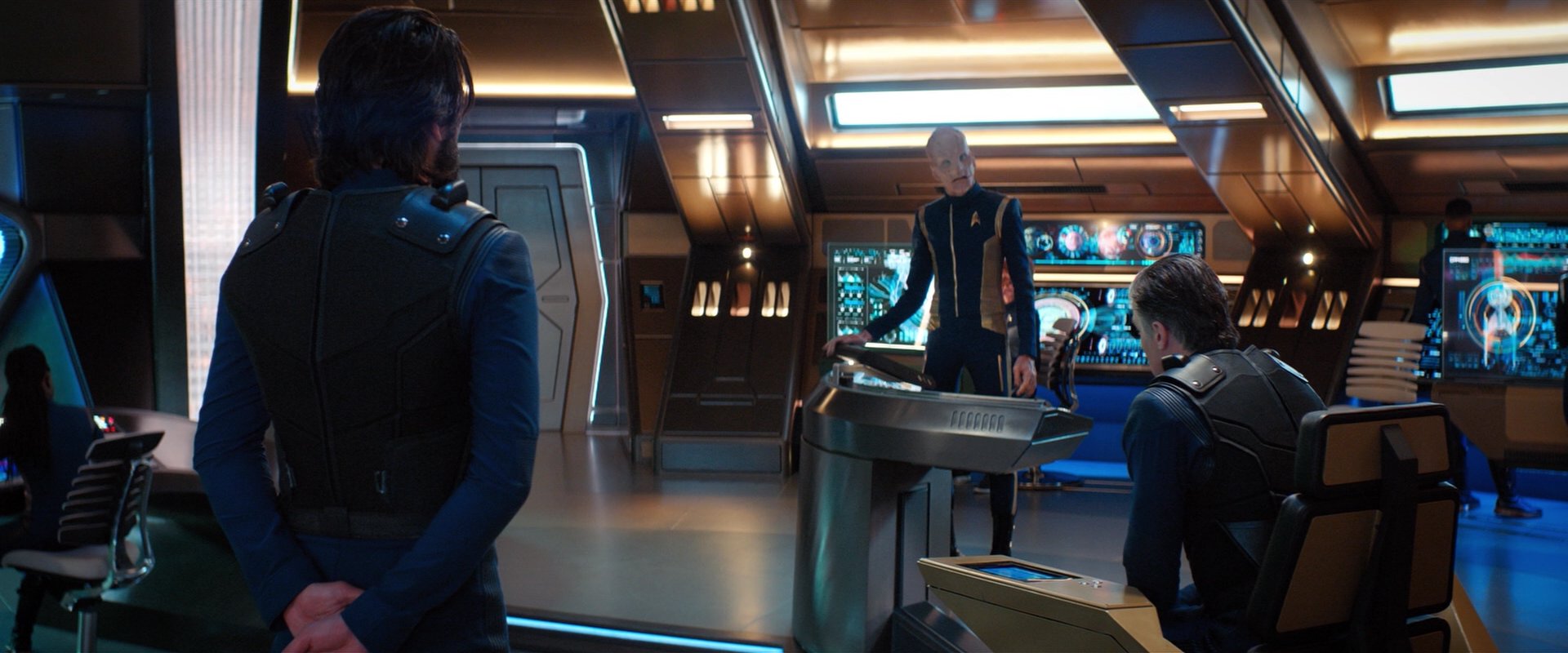 extant_StarTrekDiscovery_2x07-LightAndShadows_04225.jpg