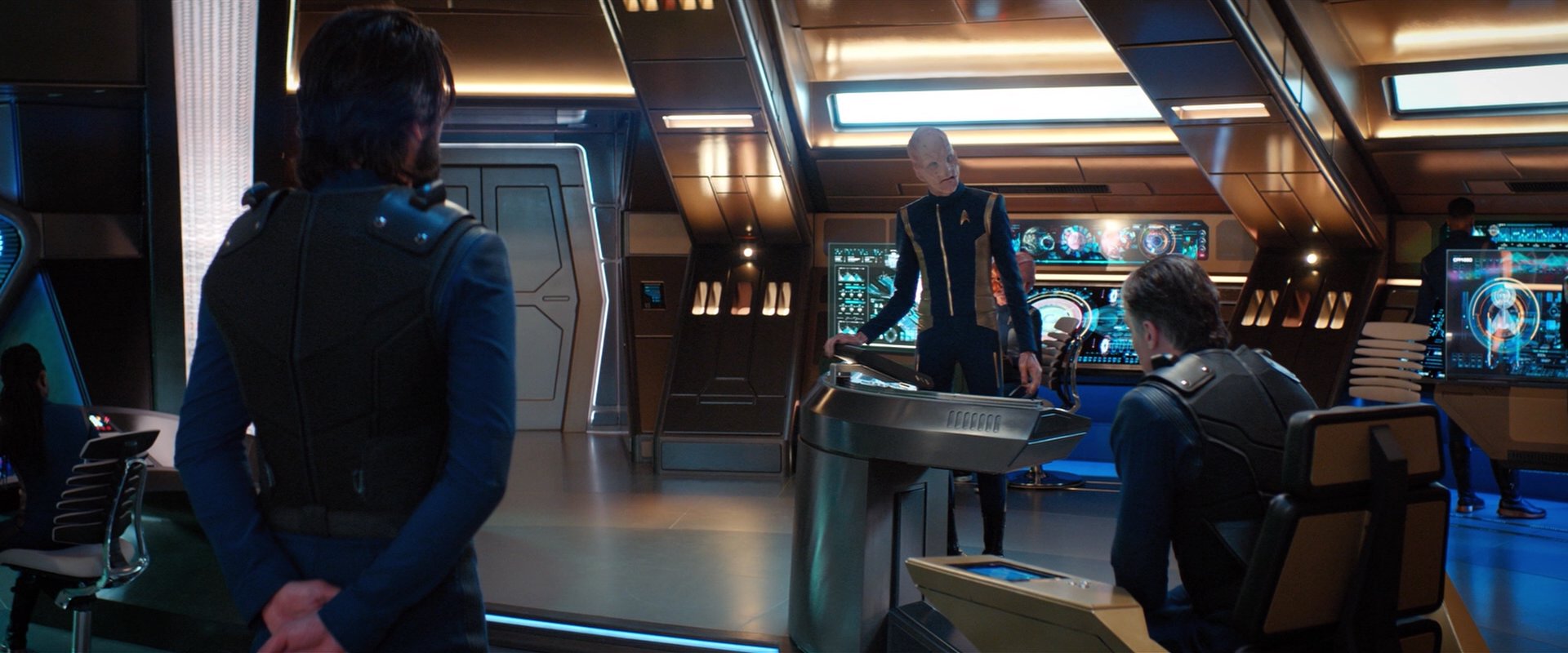 extant_StarTrekDiscovery_2x07-LightAndShadows_04226.jpg