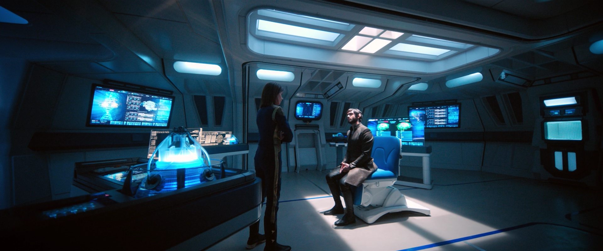 extant_StarTrekDiscovery_2x09-ProjectDaedalus_00538.jpg