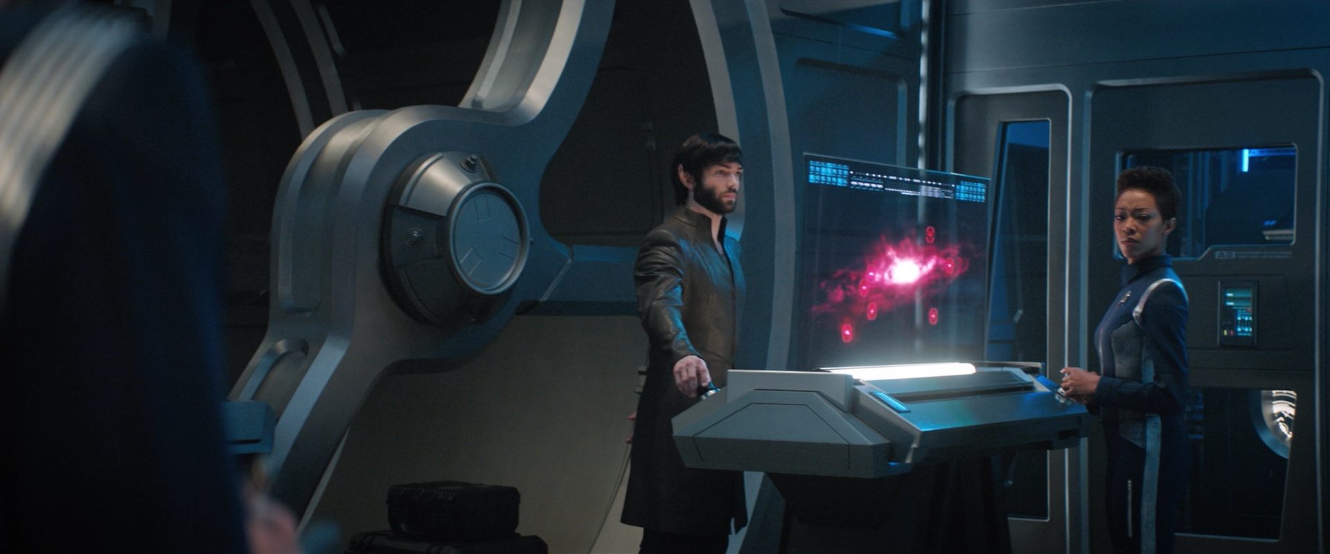extant_StarTrekDiscovery_2x09-ProjectDaedalus_01580.jpg