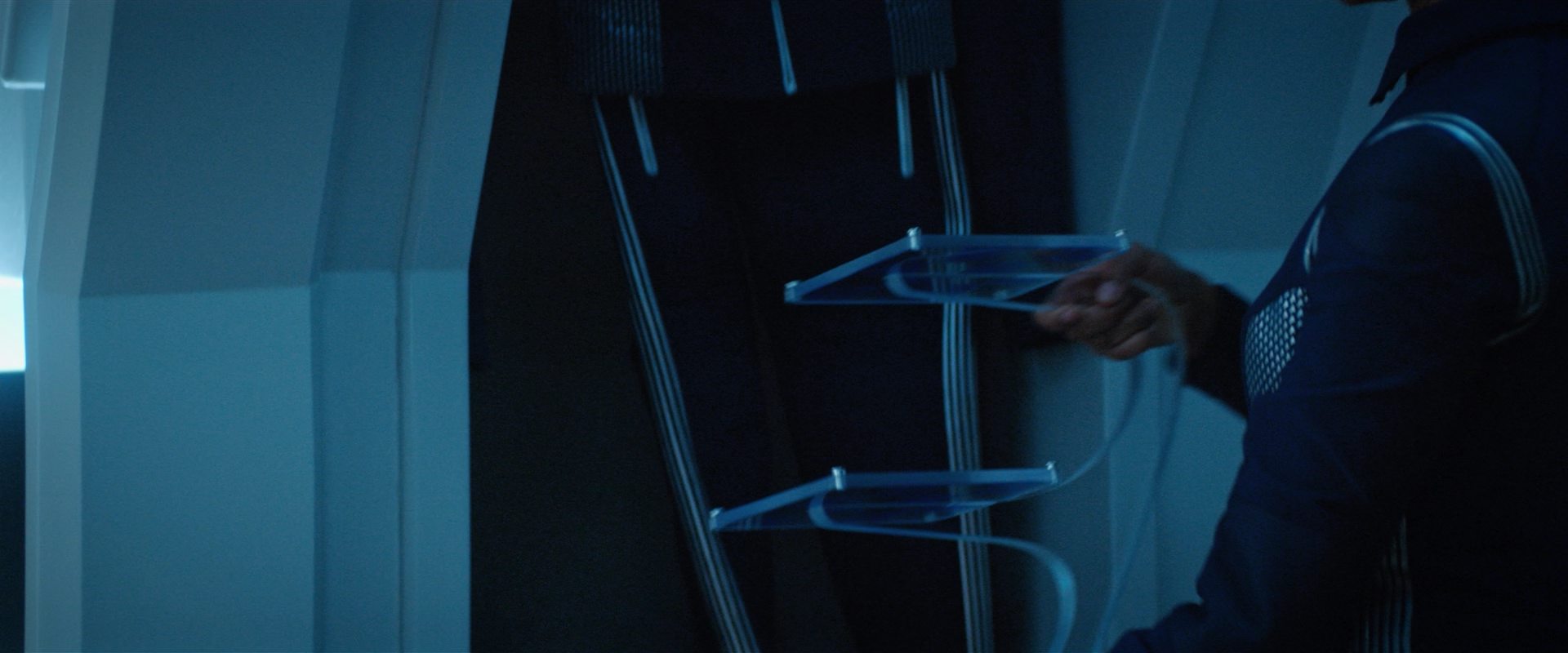 extant_StarTrekDiscovery_2x09-ProjectDaedalus_02082.jpg