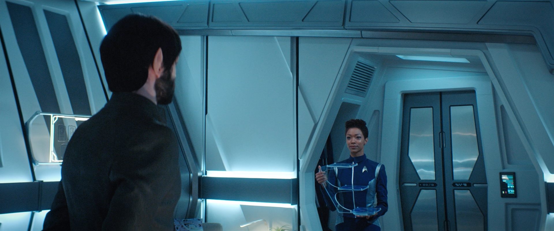 extant_StarTrekDiscovery_2x09-ProjectDaedalus_02094.jpg