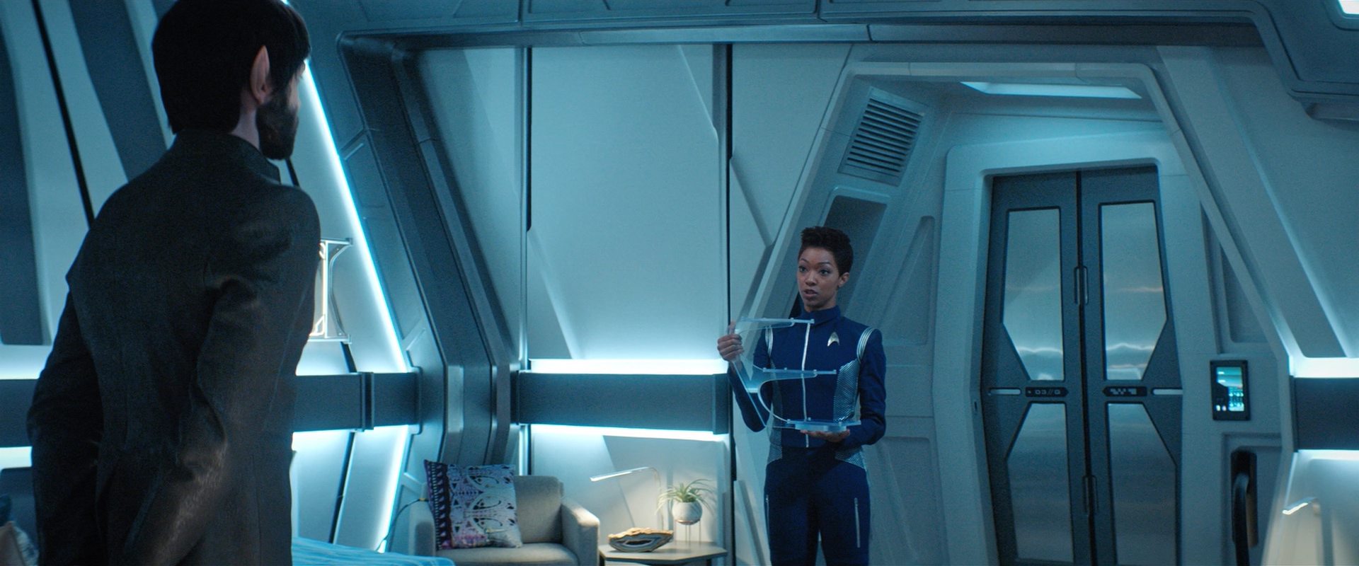 extant_StarTrekDiscovery_2x09-ProjectDaedalus_02115.jpg