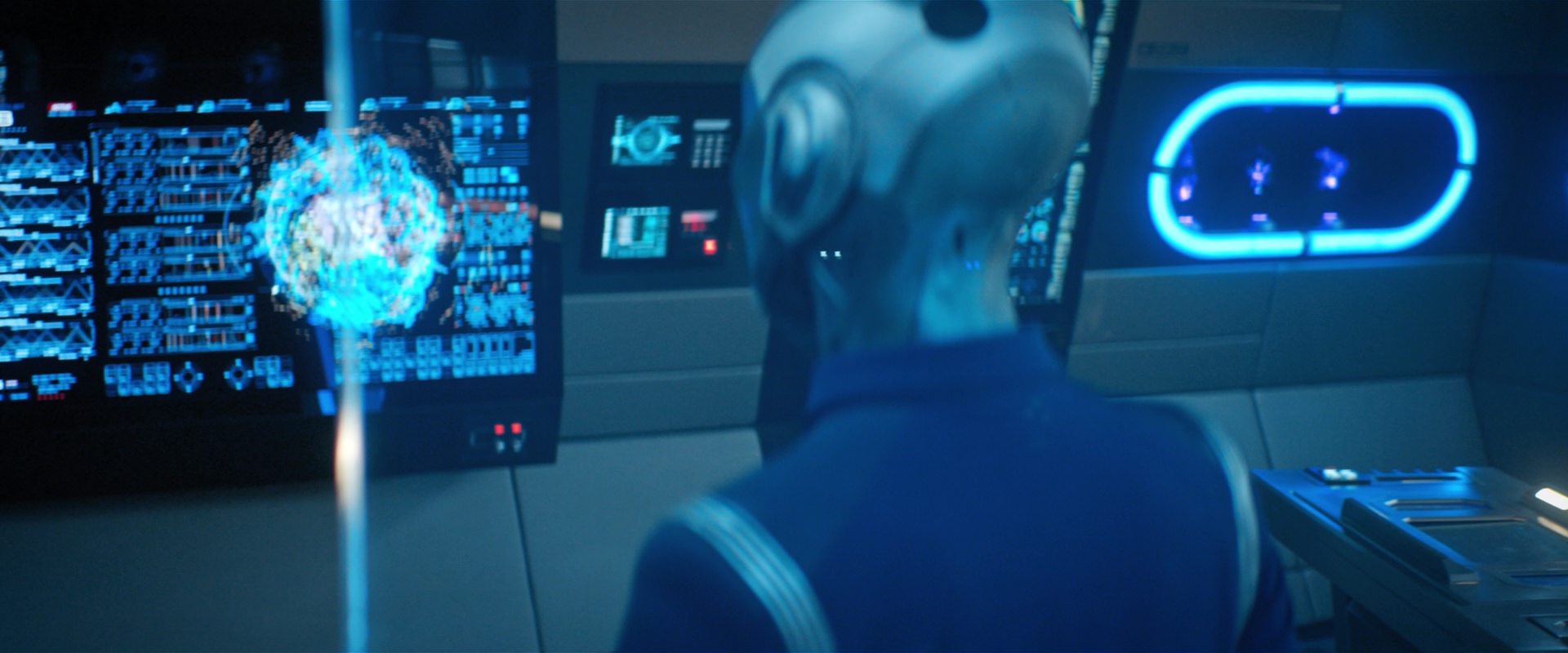 extant_StarTrekDiscovery_2x09-ProjectDaedalus_02240.jpg