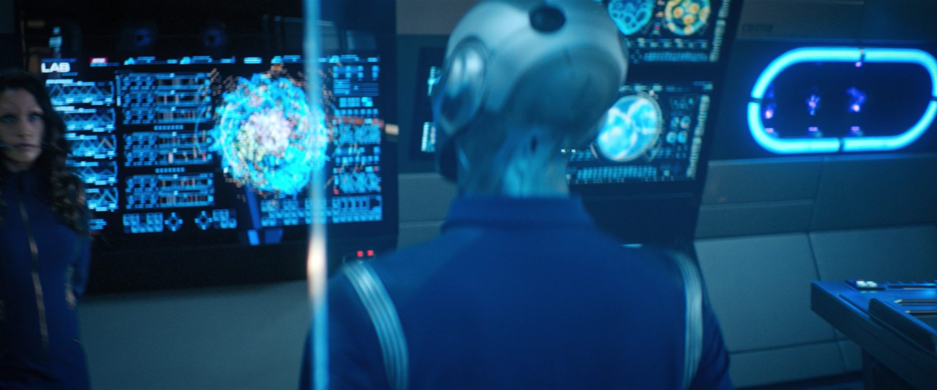 extant_StarTrekDiscovery_2x09-ProjectDaedalus_02241.jpg