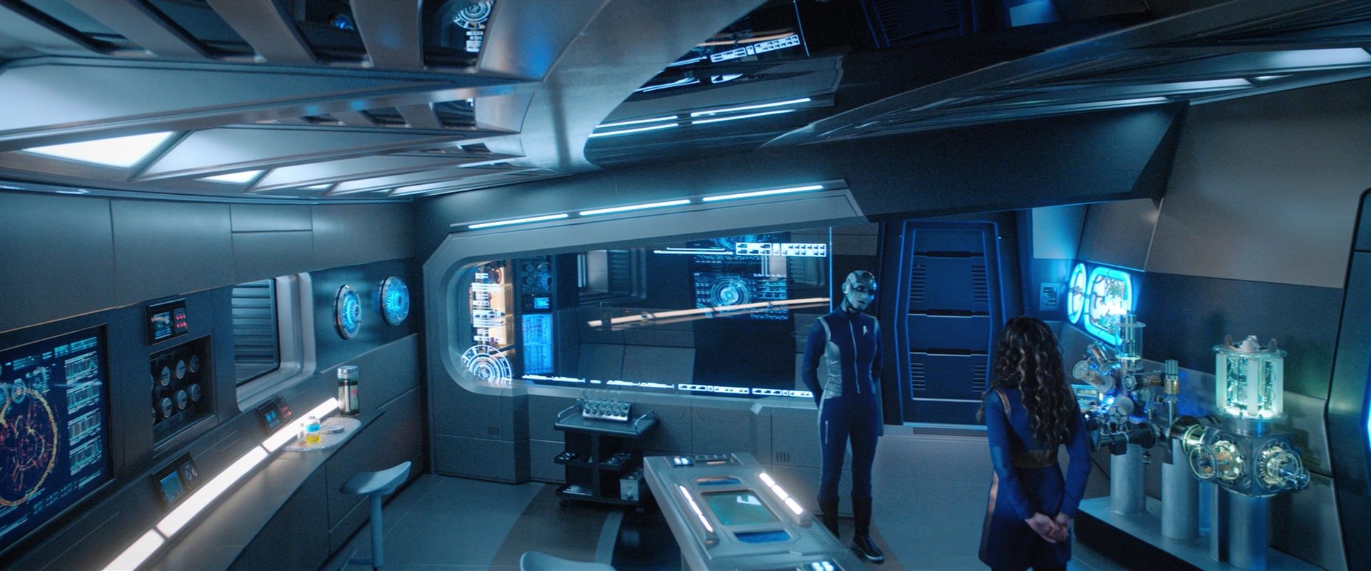 extant_StarTrekDiscovery_2x09-ProjectDaedalus_02253.jpg
