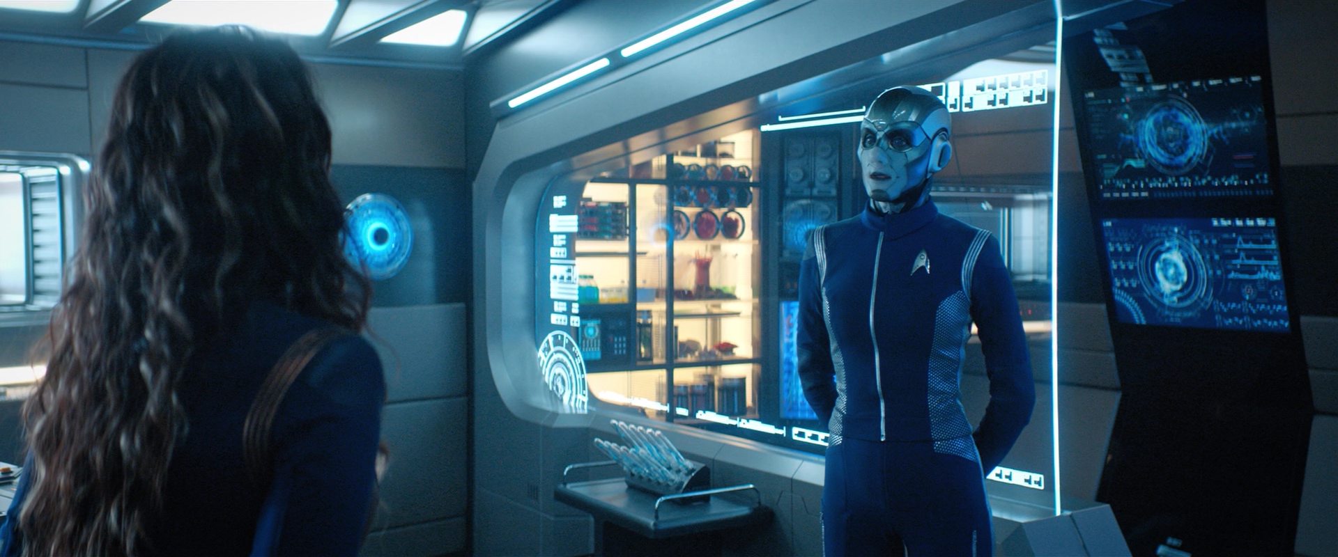 extant_StarTrekDiscovery_2x09-ProjectDaedalus_02269.jpg