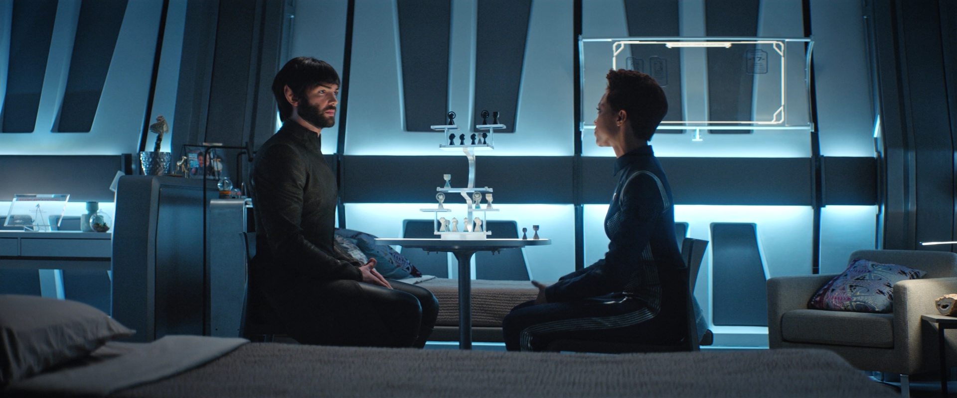 extant_StarTrekDiscovery_2x09-ProjectDaedalus_02603.jpg