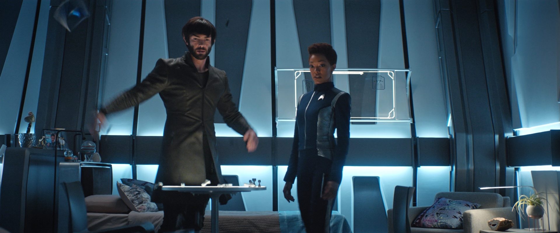 extant_StarTrekDiscovery_2x09-ProjectDaedalus_03037.jpg