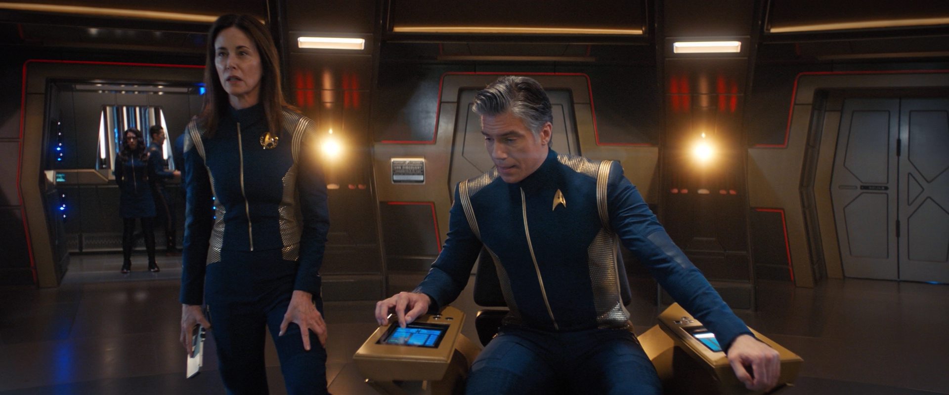 extant_StarTrekDiscovery_2x09-ProjectDaedalus_03246.jpg