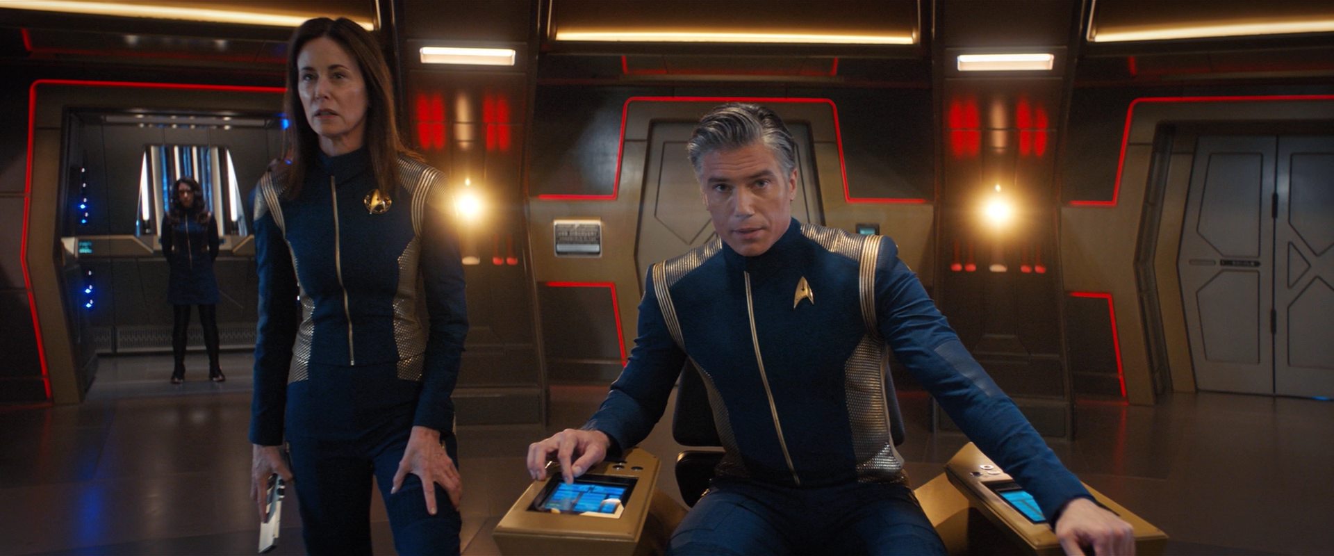 extant_StarTrekDiscovery_2x09-ProjectDaedalus_03249.jpg