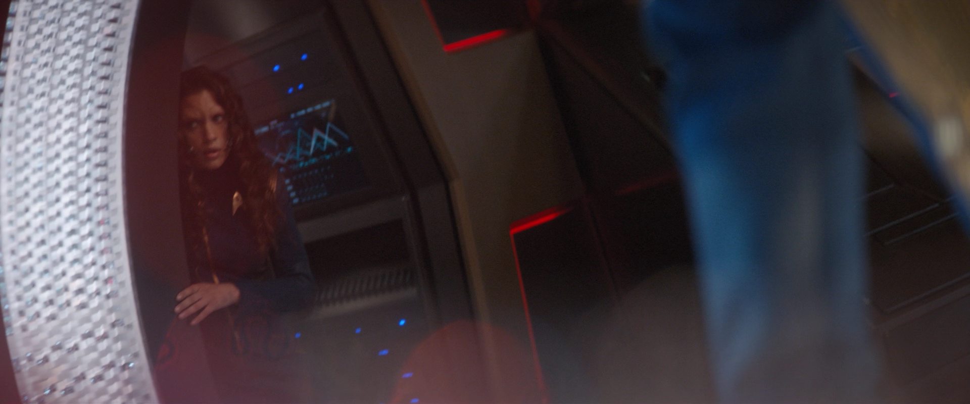 extant_StarTrekDiscovery_2x09-ProjectDaedalus_03354.jpg