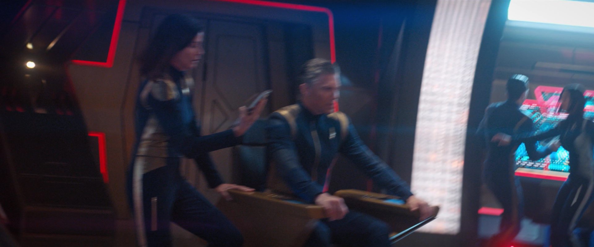 extant_StarTrekDiscovery_2x09-ProjectDaedalus_03374.jpg
