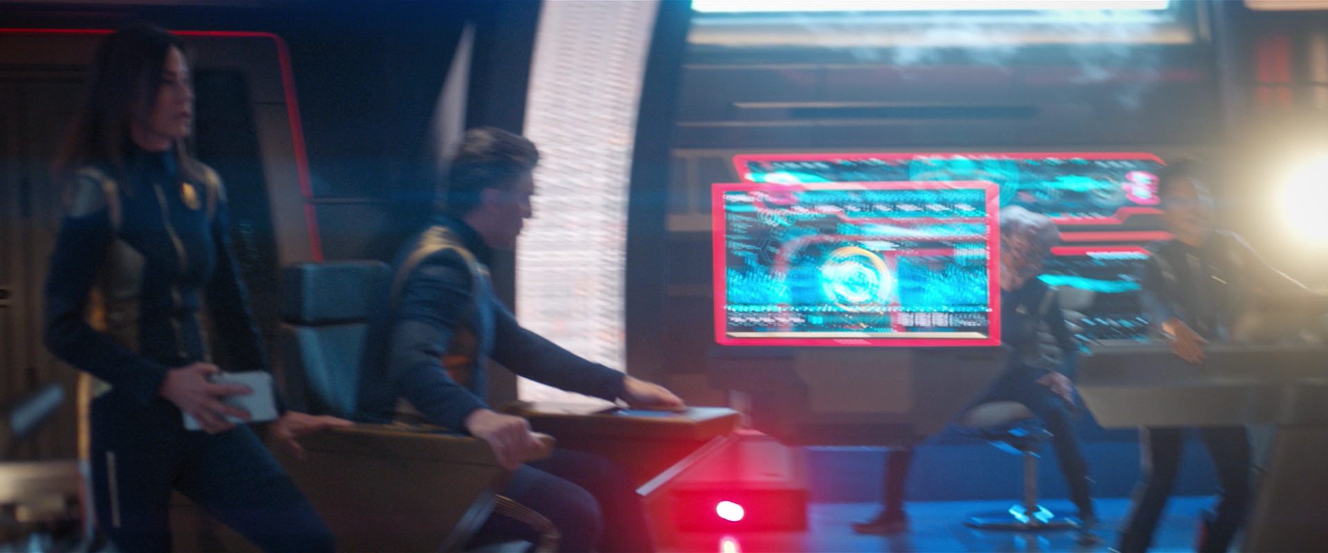 extant_StarTrekDiscovery_2x09-ProjectDaedalus_03504.jpg