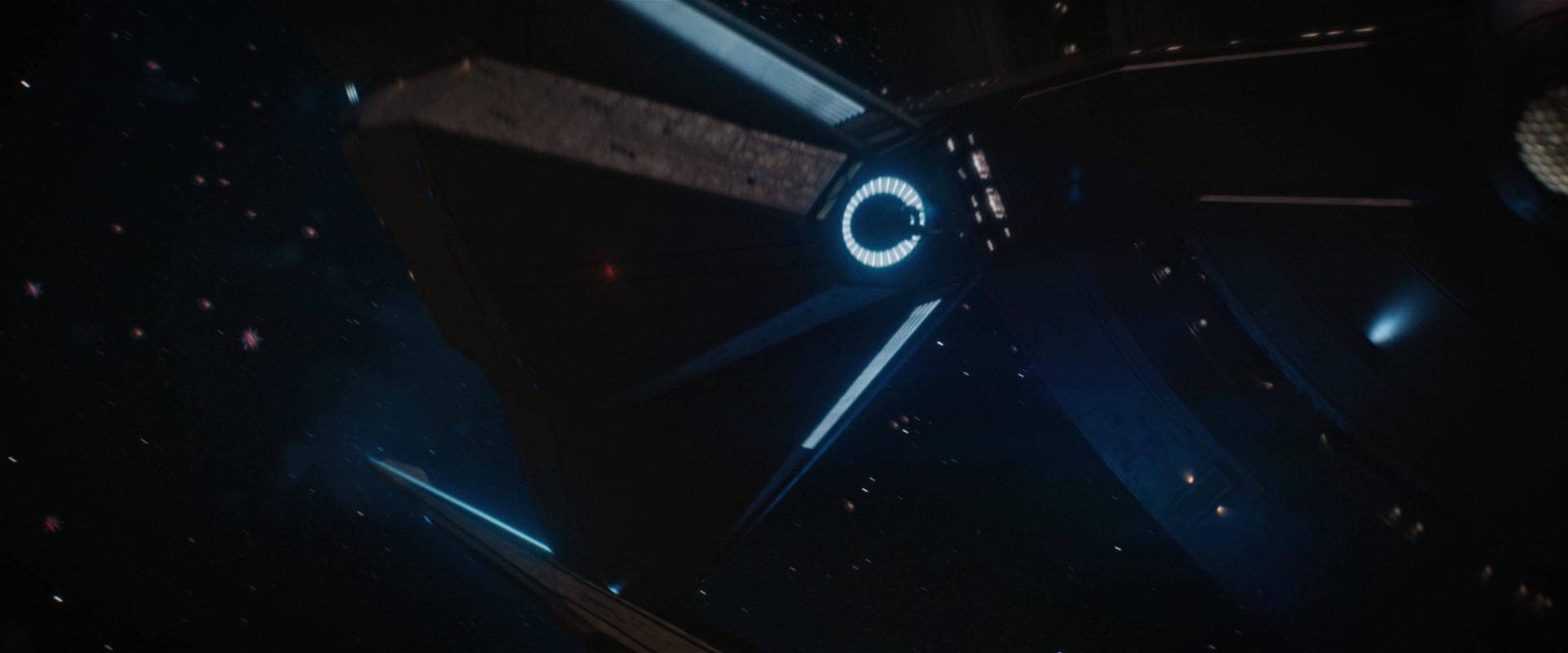 extant_StarTrekDiscovery_2x09-ProjectDaedalus_03547.jpg