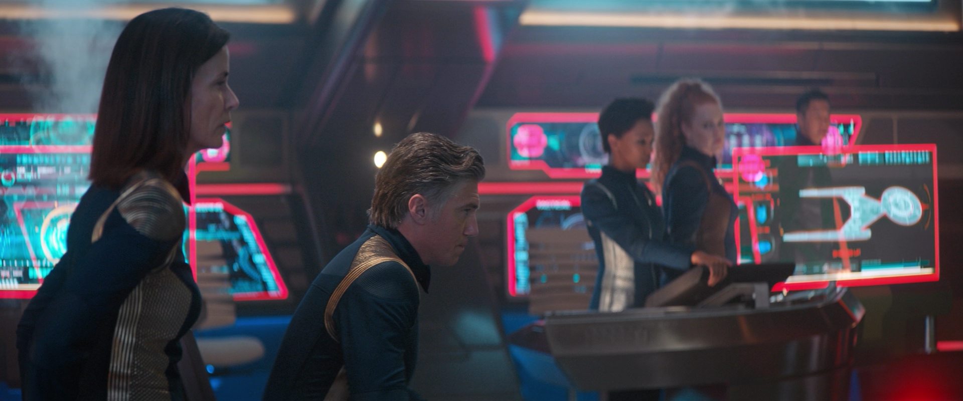 extant_StarTrekDiscovery_2x09-ProjectDaedalus_03733.jpg