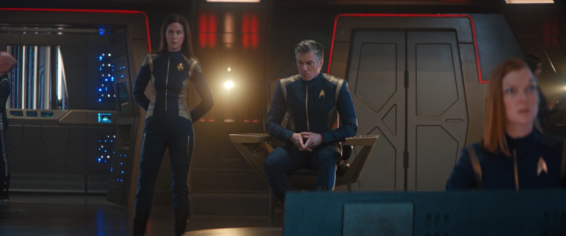 extant_StarTrekDiscovery_2x09-ProjectDaedalus_03753.jpg