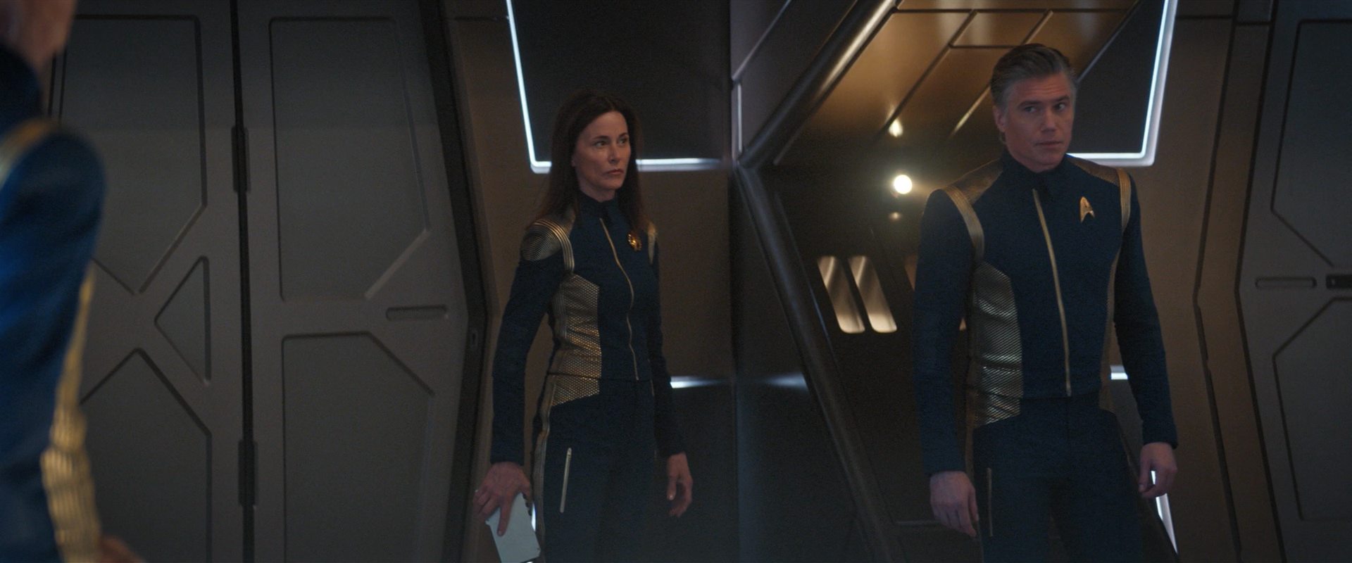 extant_StarTrekDiscovery_2x09-ProjectDaedalus_04003.jpg