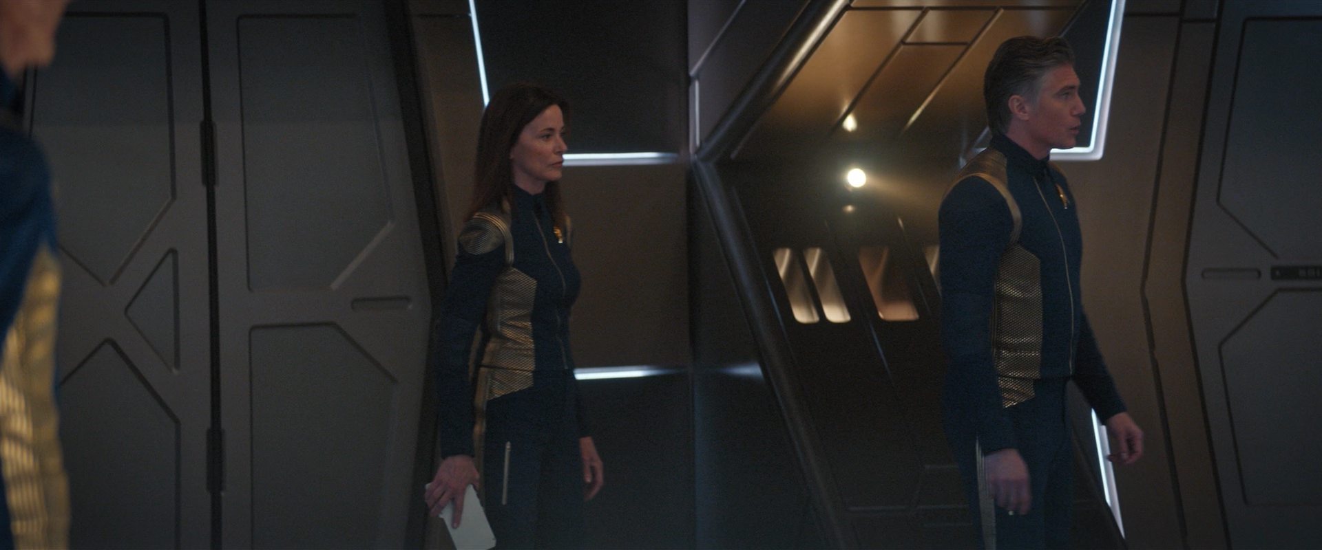 extant_StarTrekDiscovery_2x09-ProjectDaedalus_04004.jpg
