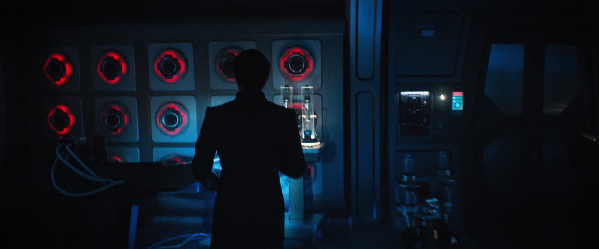 extant_StarTrekDiscovery_2x09-ProjectDaedalus_04123.jpg