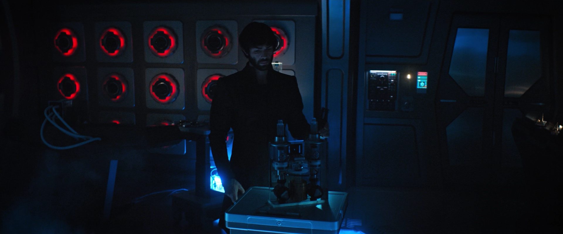 extant_StarTrekDiscovery_2x09-ProjectDaedalus_04132.jpg