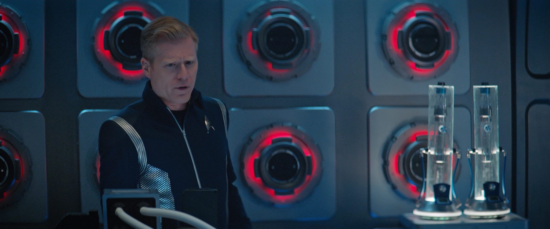 extant_StarTrekDiscovery_2x09-ProjectDaedalus_04277.jpg