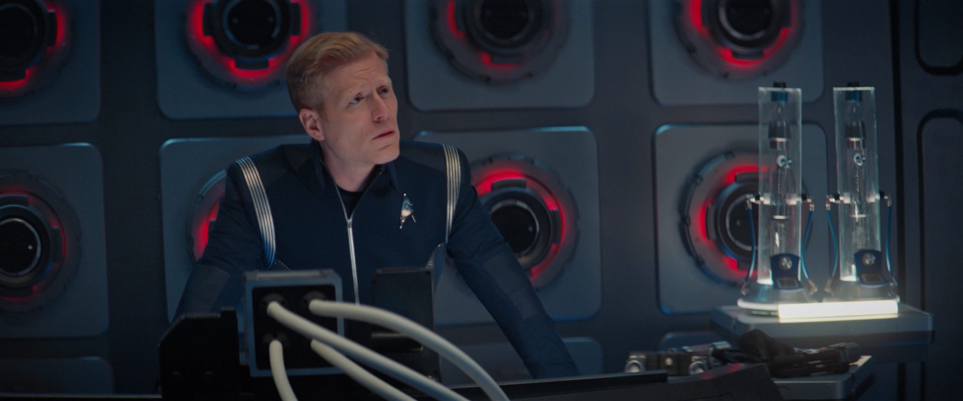 extant_StarTrekDiscovery_2x09-ProjectDaedalus_04309.jpg