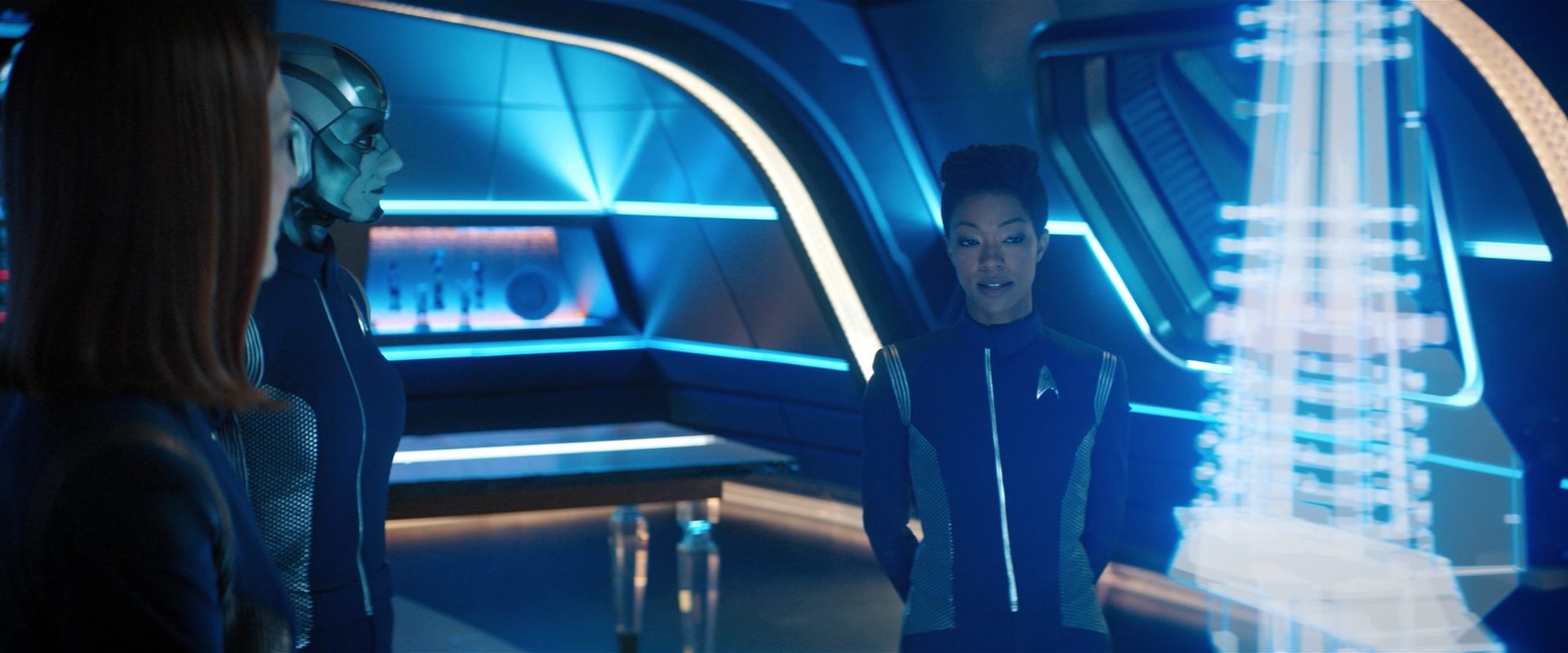 extant_StarTrekDiscovery_2x09-ProjectDaedalus_04414.jpg