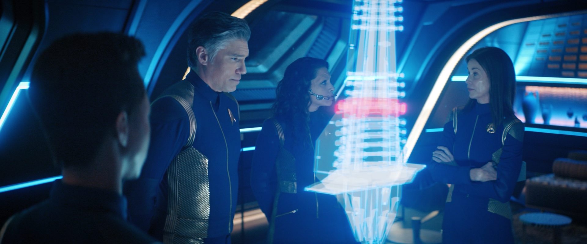 extant_StarTrekDiscovery_2x09-ProjectDaedalus_04435.jpg