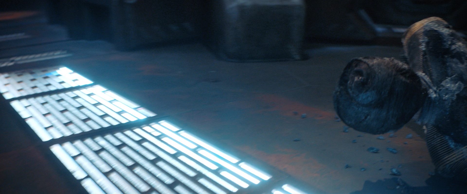 extant_StarTrekDiscovery_2x09-ProjectDaedalus_04838.jpg