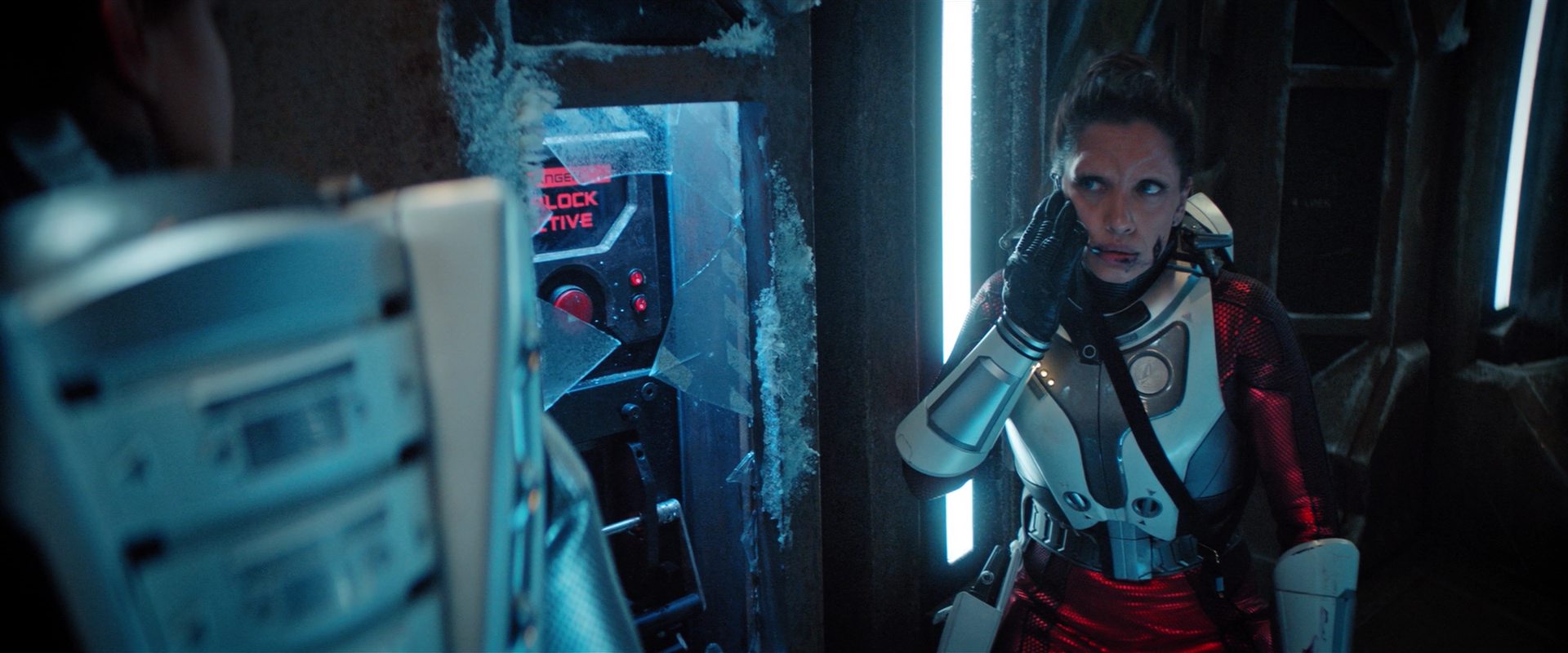 extant_StarTrekDiscovery_2x09-ProjectDaedalus_06097.jpg